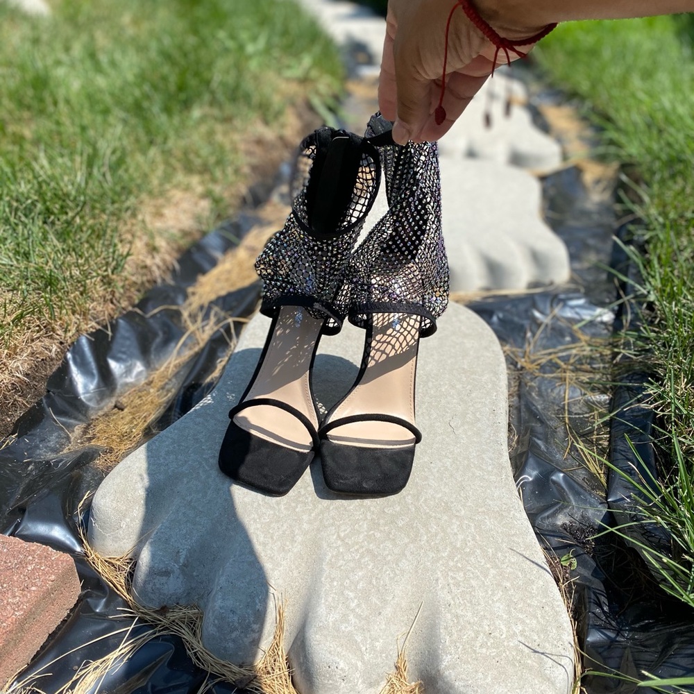 Fancy Heels - Picture 5 of 6